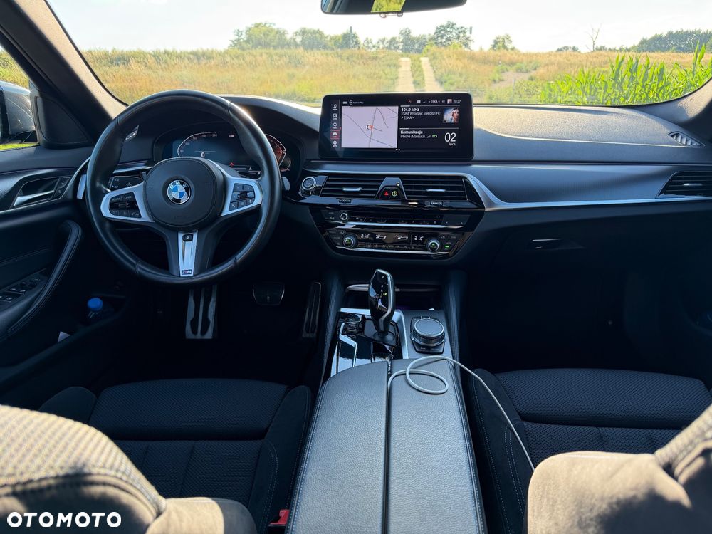 BMW Seria 5 520d xDrive mHEV M Sport sport - 11