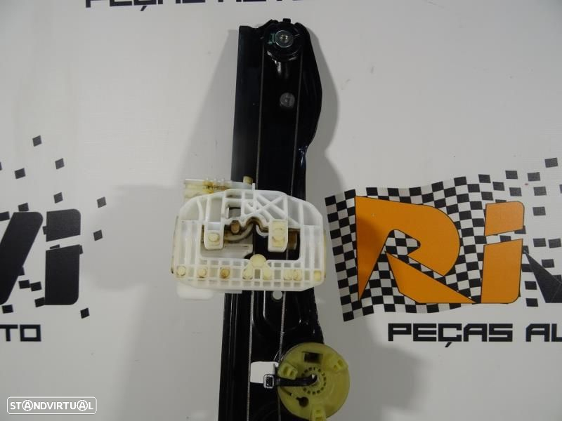 Elevador De Vidro Trás Esquerdo Bmw 1 (F20)  7242555 / 17756710 / M128 - 2