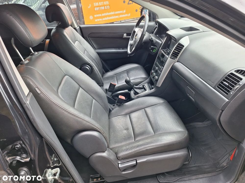 Chevrolet Captiva - 21