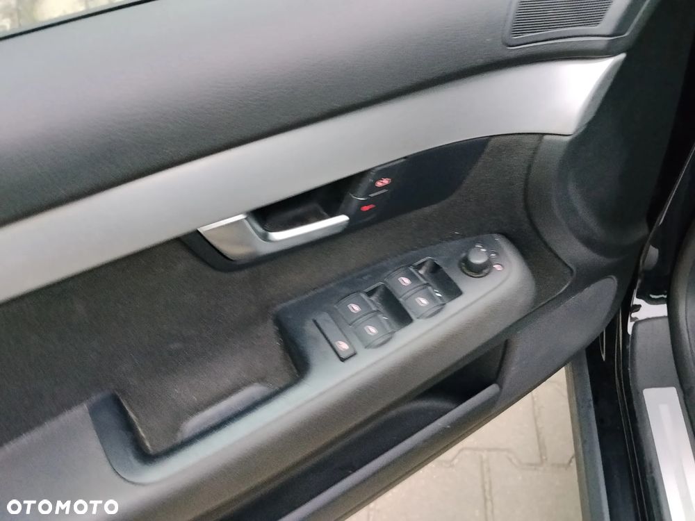 Audi A4 Avant 2.7 TDI DPF - 9