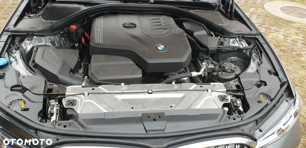 BMW Seria 3 320i M Sport sport - 8