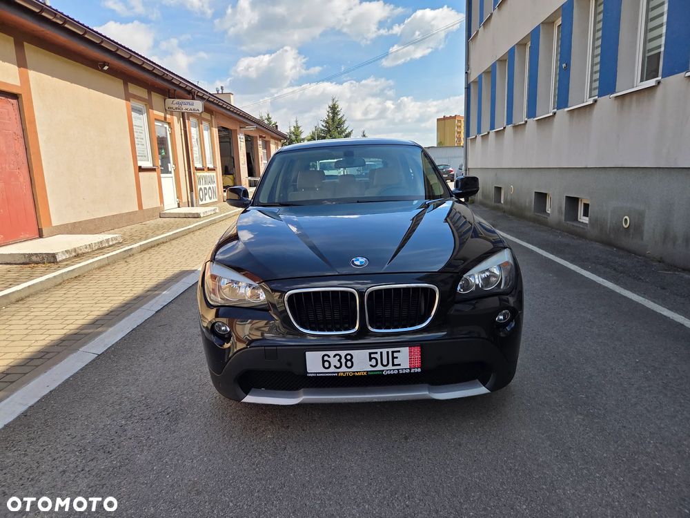 BMW X1 sDrive18i xLine - 2