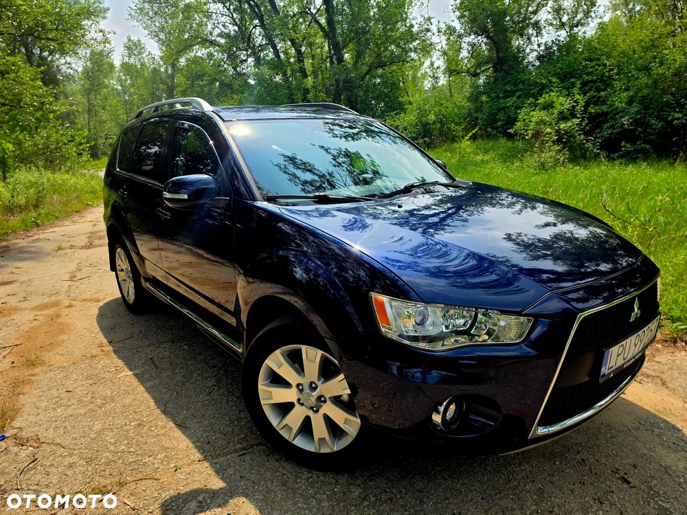 Mitsubishi Outlander - 10