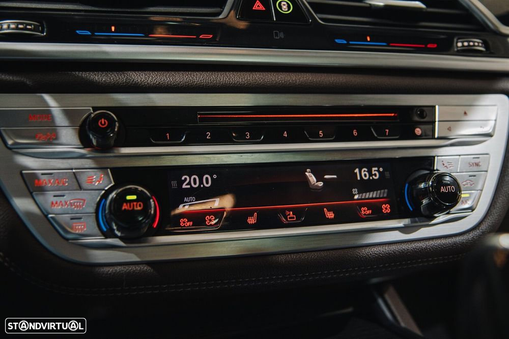 BMW 730 d Pack M - 23