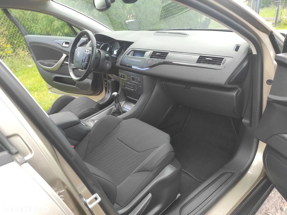 Citroën C5 2.0 16V Confort - 18