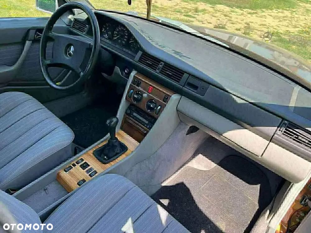 Mercedes-Benz W124 (1984-1993) - 9