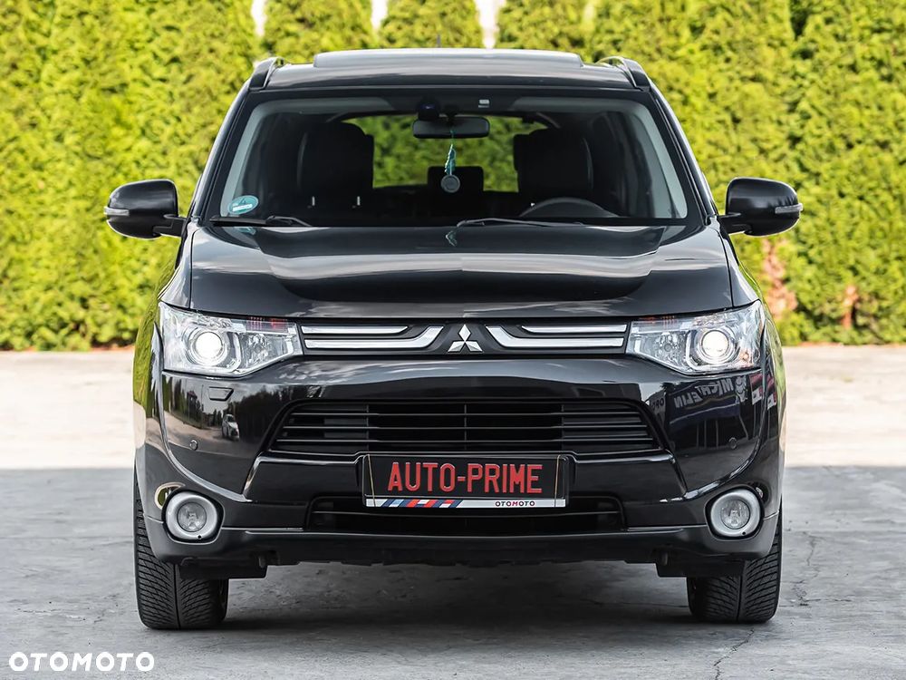 Mitsubishi Outlander - 4