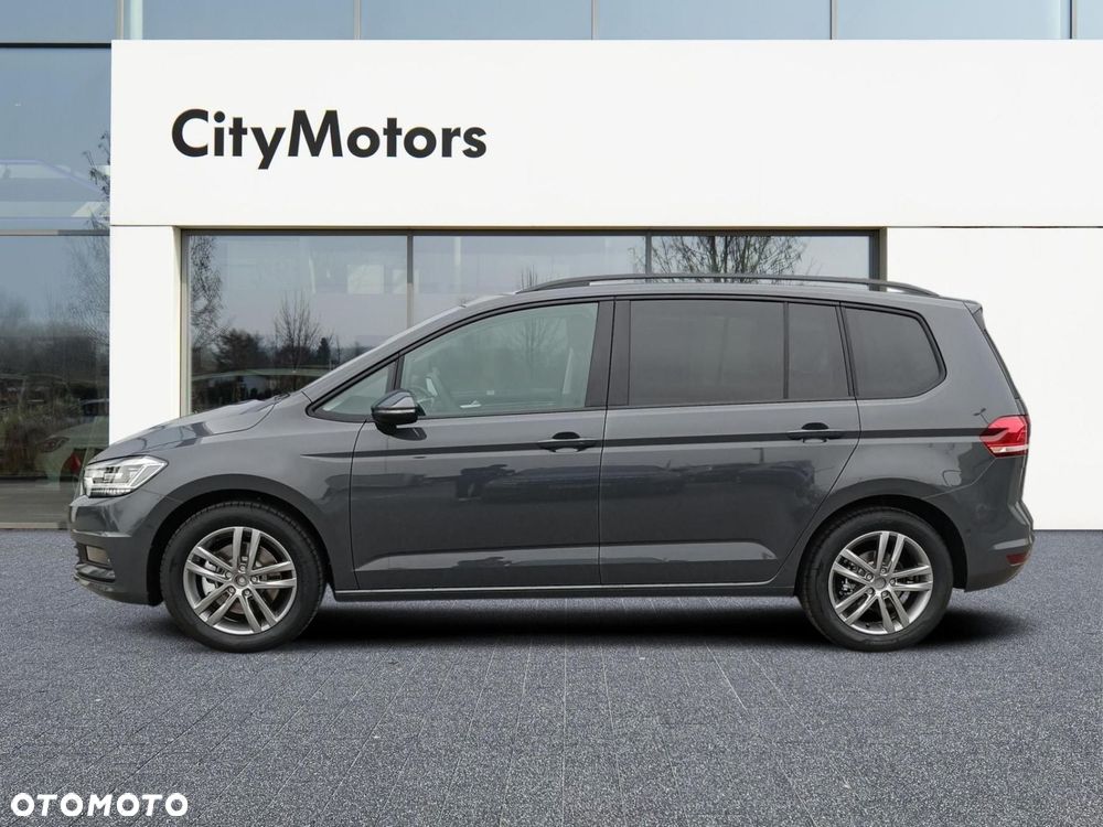 Volkswagen Touran - 4