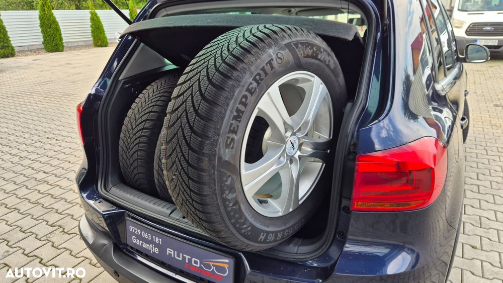 Volkswagen Tiguan 2.0 TDI 4Motion DSG Sport & Style - 6