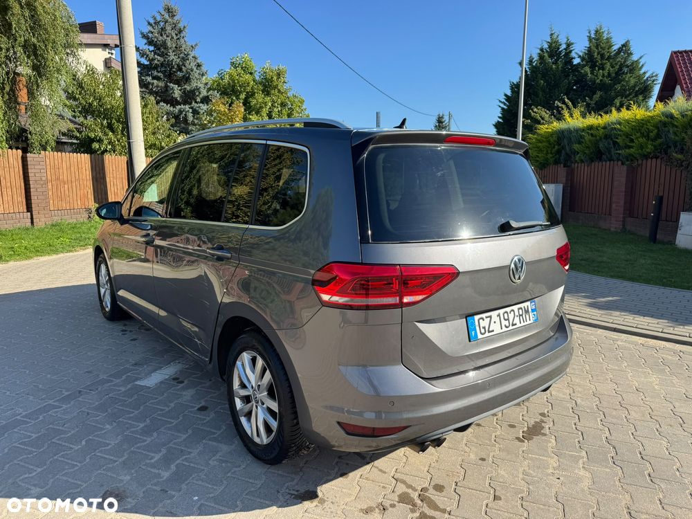 Volkswagen Touran 2.0 TDI SCR Comfortline - 5