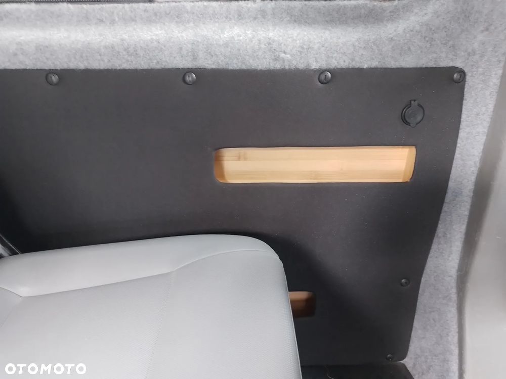 Volkswagen Transporter Caravelle Lang DPF Trendline - 17