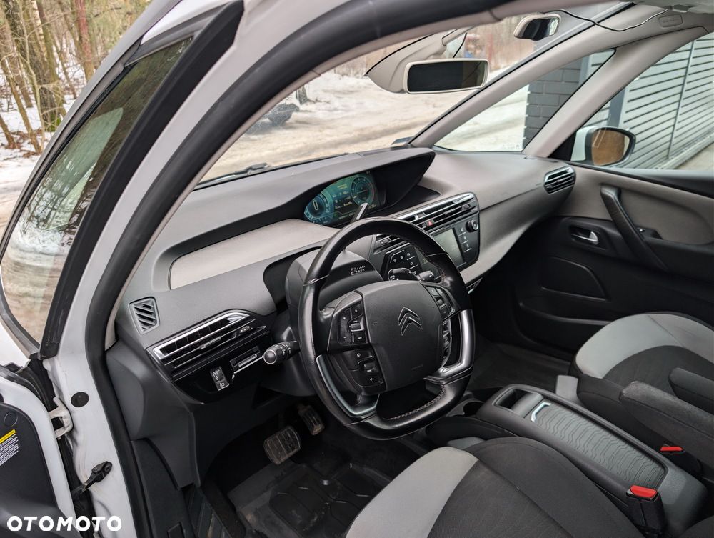 Citroën C4 Grand Picasso 1.6 THP MoreLife S&S EAT6 - 13