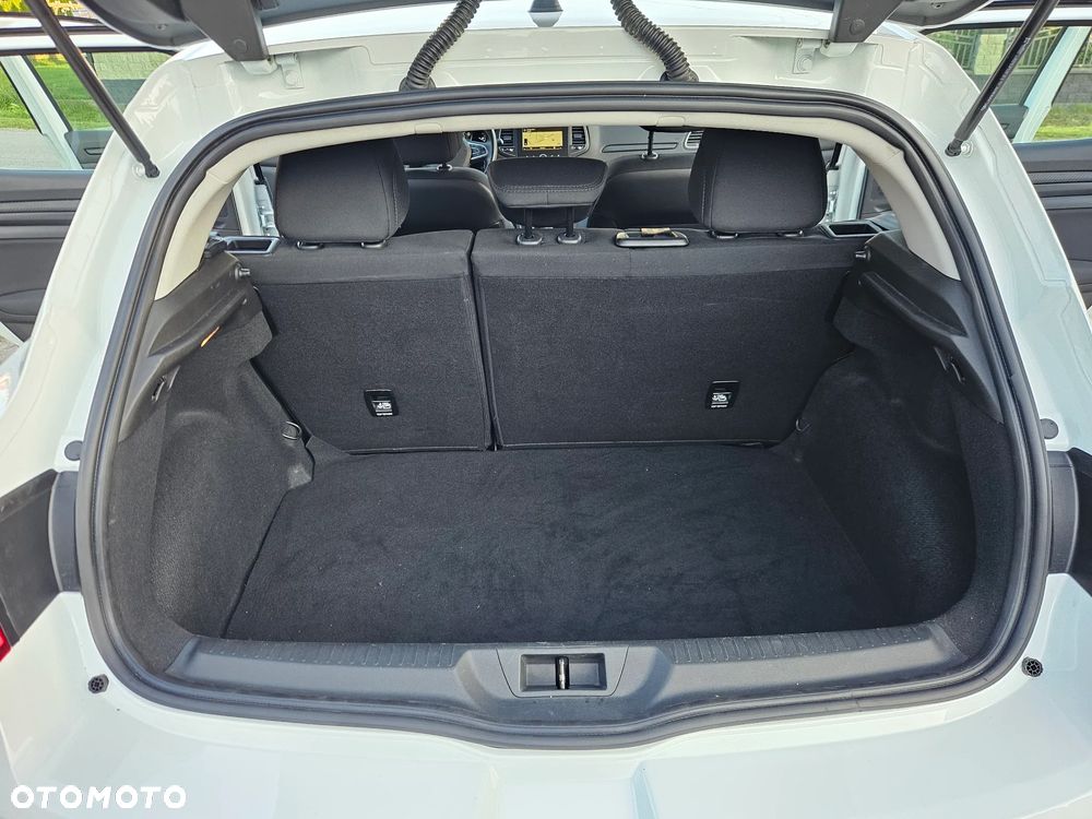 Renault Megane ENERGY TCe 130 EXPERIENCE - 19