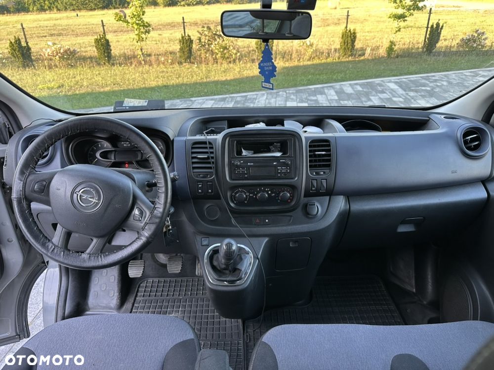 Opel Vivaro - 14