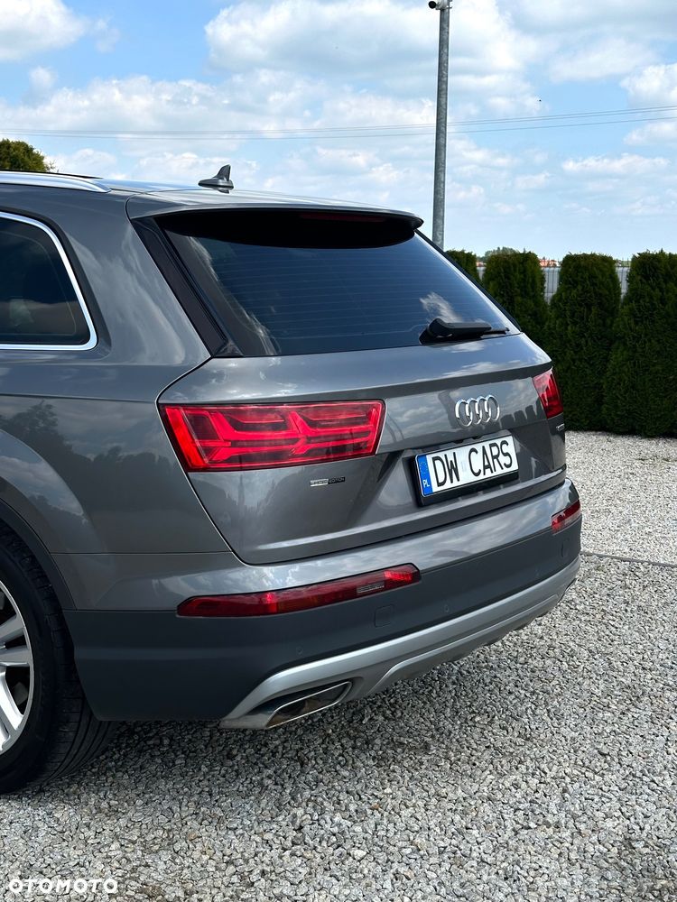 Audi Q7 - 19