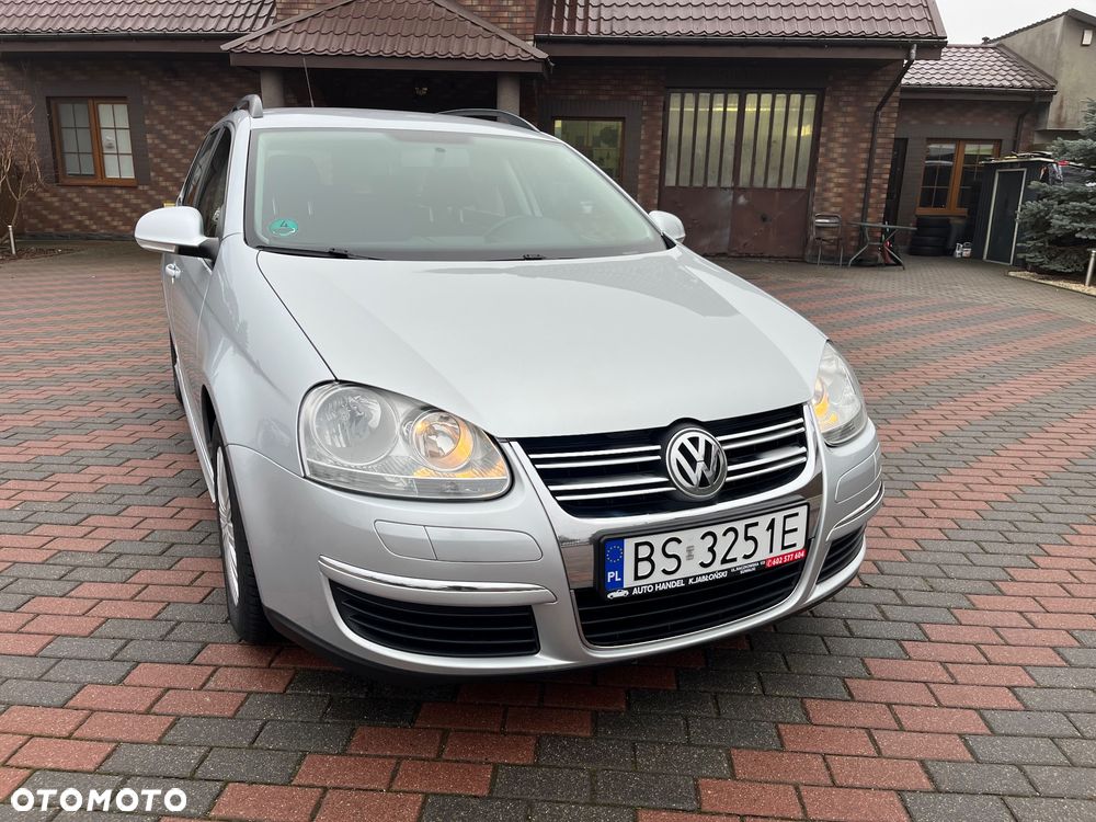 Volkswagen Golf 1.9 TDI DPF Trendline BlueMotion - 11