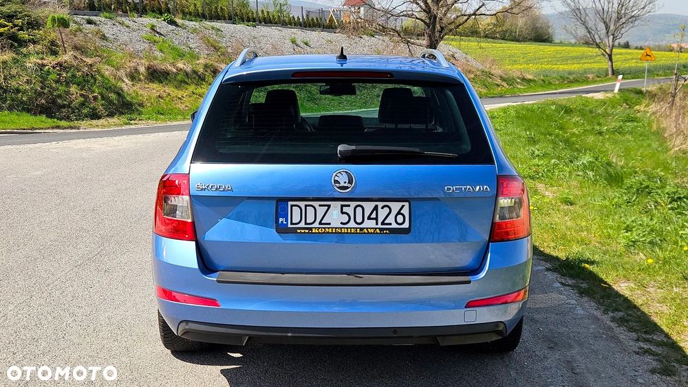 Skoda Octavia 2.0 TDI DSG L&K - 25