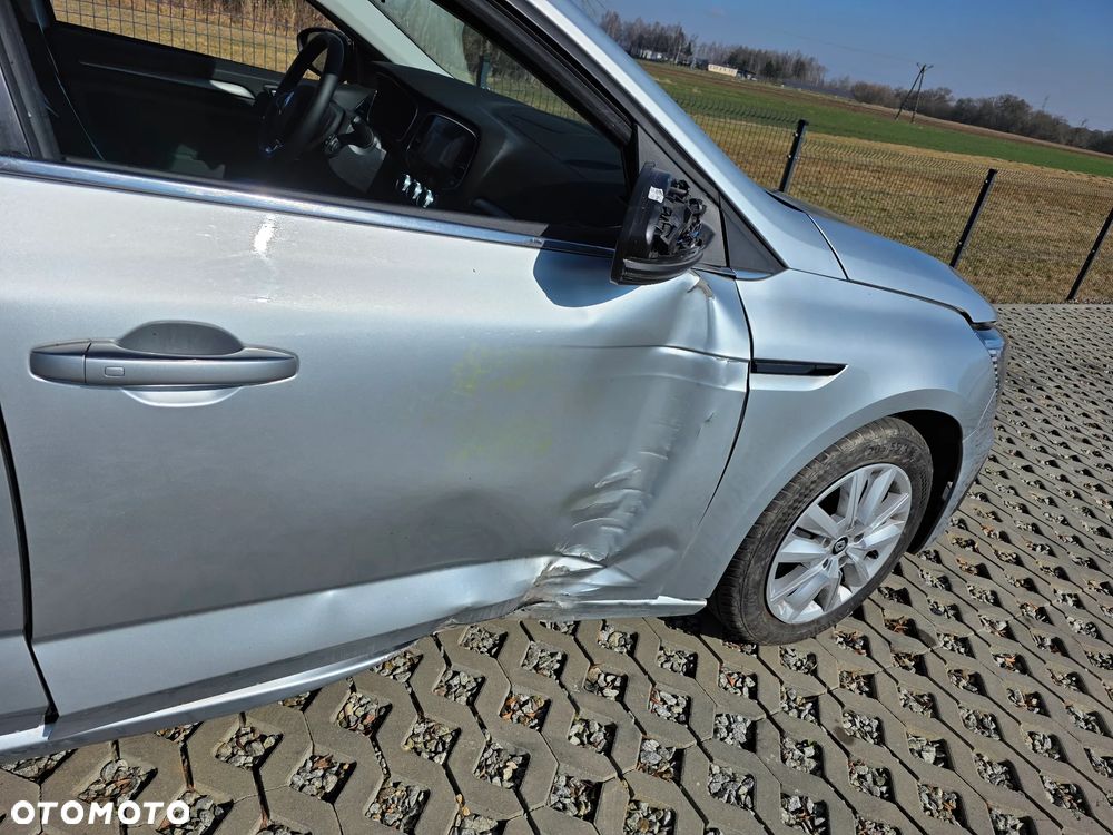 Renault Megane 1.5 Blue dCi Intens - 3