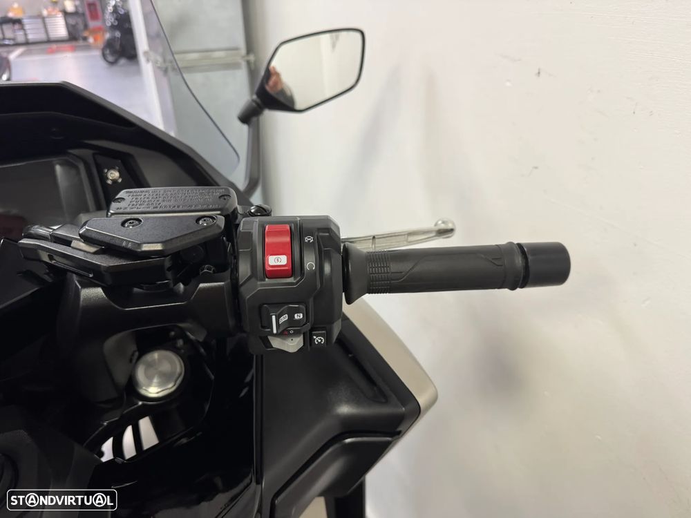 Honda Forza 750 - 8