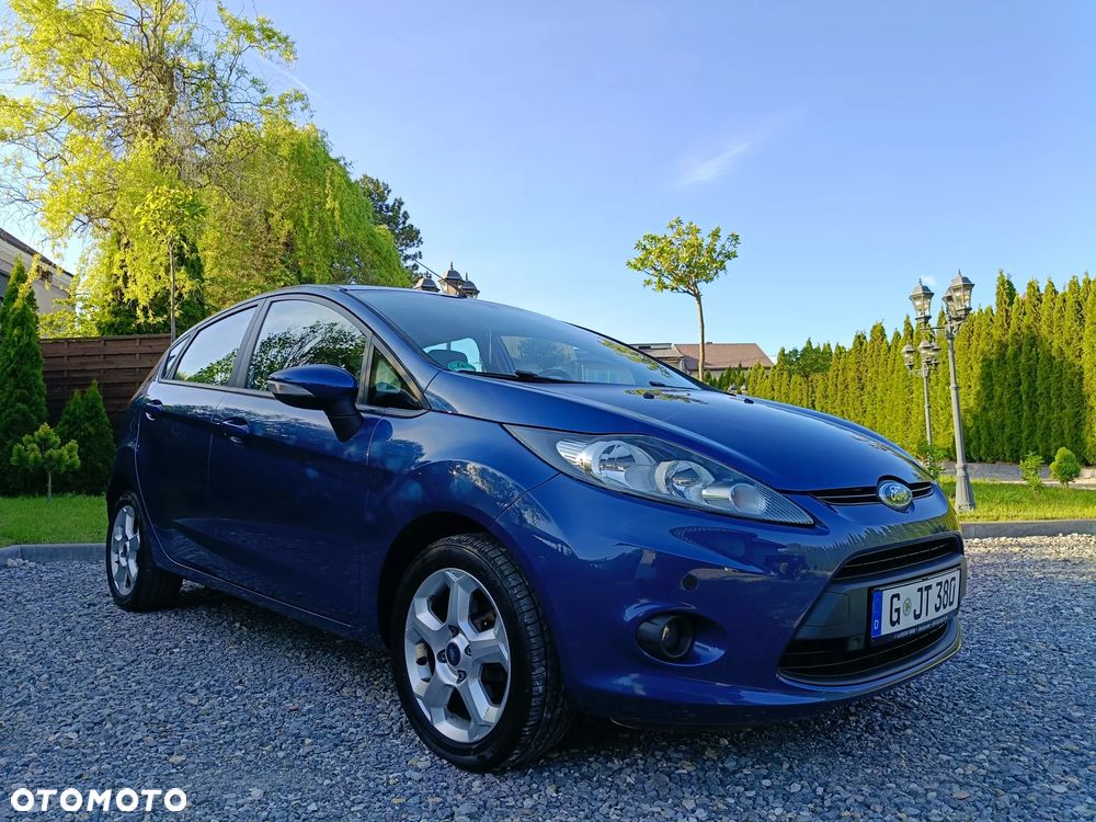 Ford Fiesta 1.25 Celebration - 1