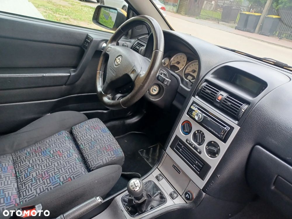 Opel Astra 2.2 Bertone - 18
