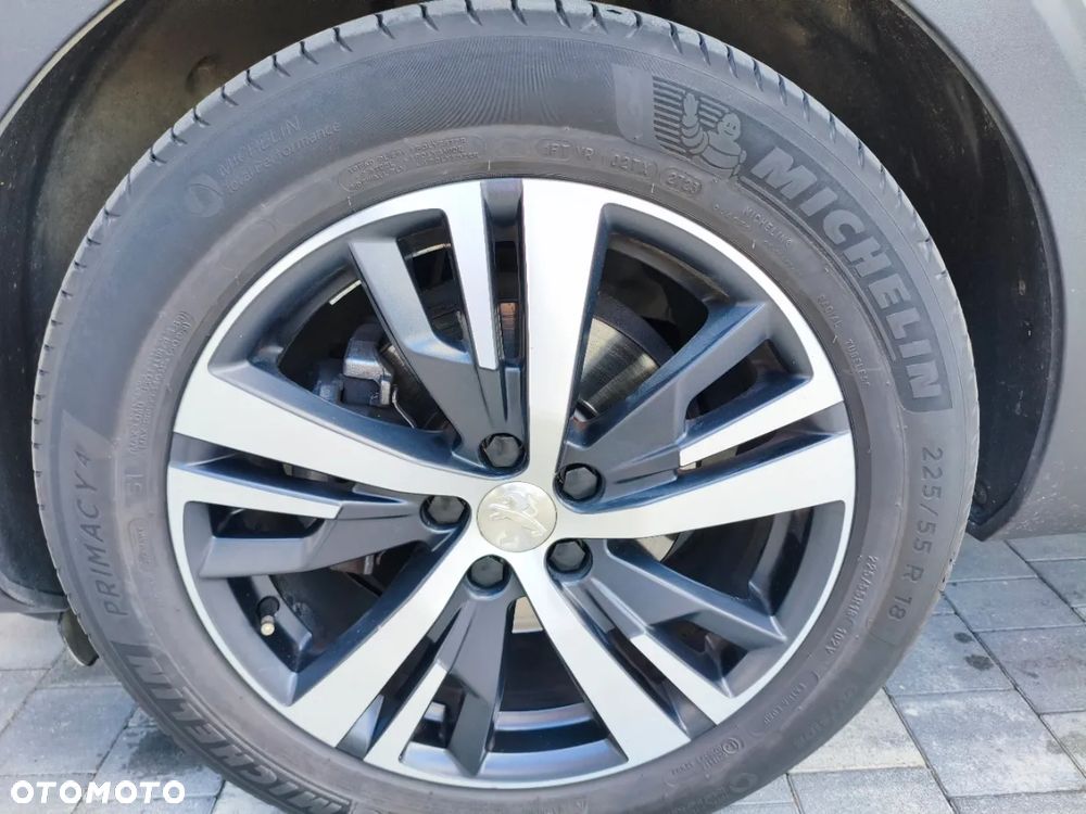 Peugeot 3008 PureTech 130 Stop & Start EAT6 Allure - 29