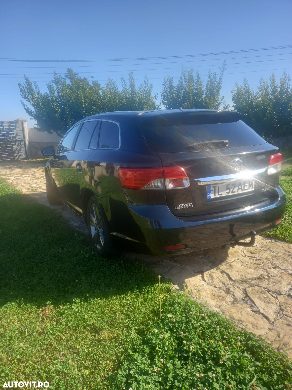 Toyota Avensis 2.0 D-4D Executive - 3