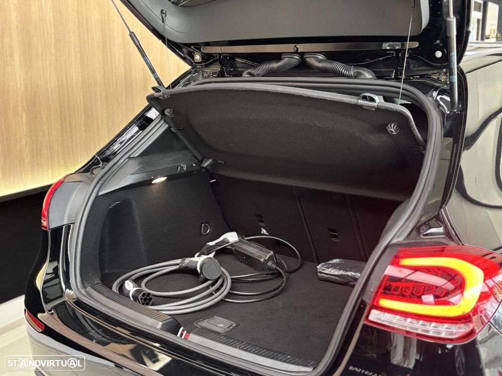 Mercedes-Benz A 250 e Progressive - 15