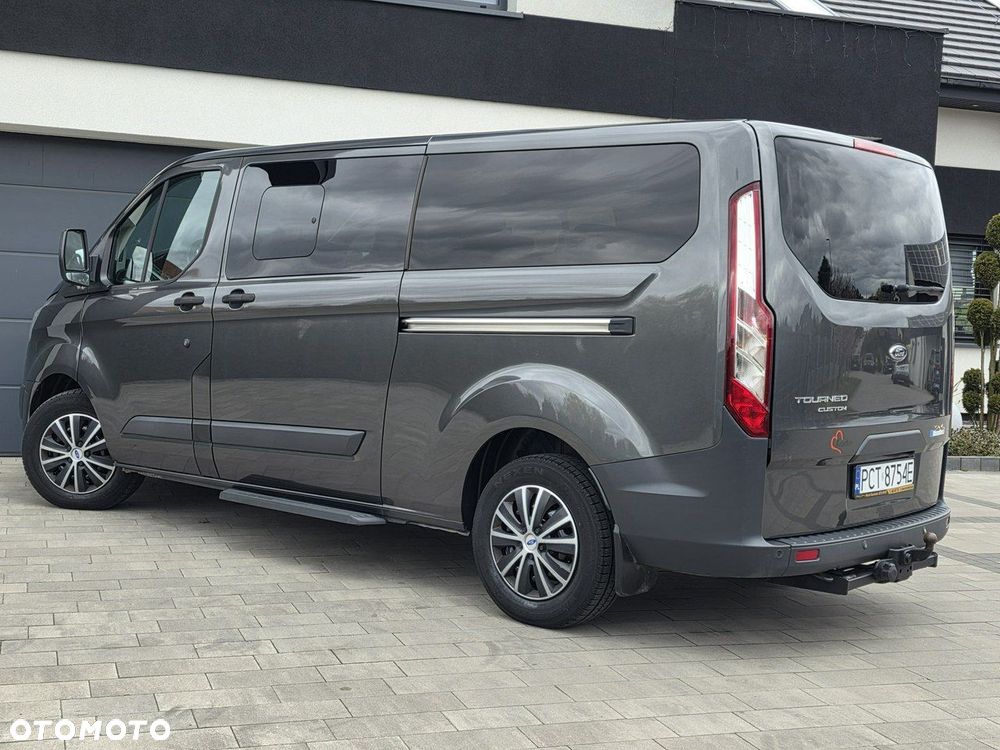 Ford Tourneo Custom - 3