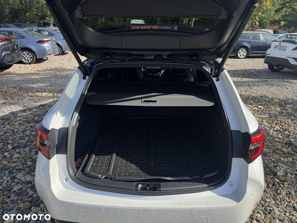 Toyota Corolla 2.0 Hybrid GR Sport - 18