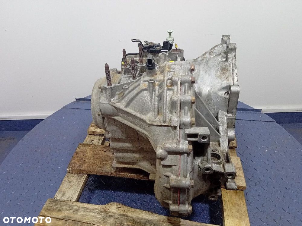 MITSUBISHI ENDEAVOR SKRZYNIA BIEGÓW AUTOMATYCZNA  6G75 - 4