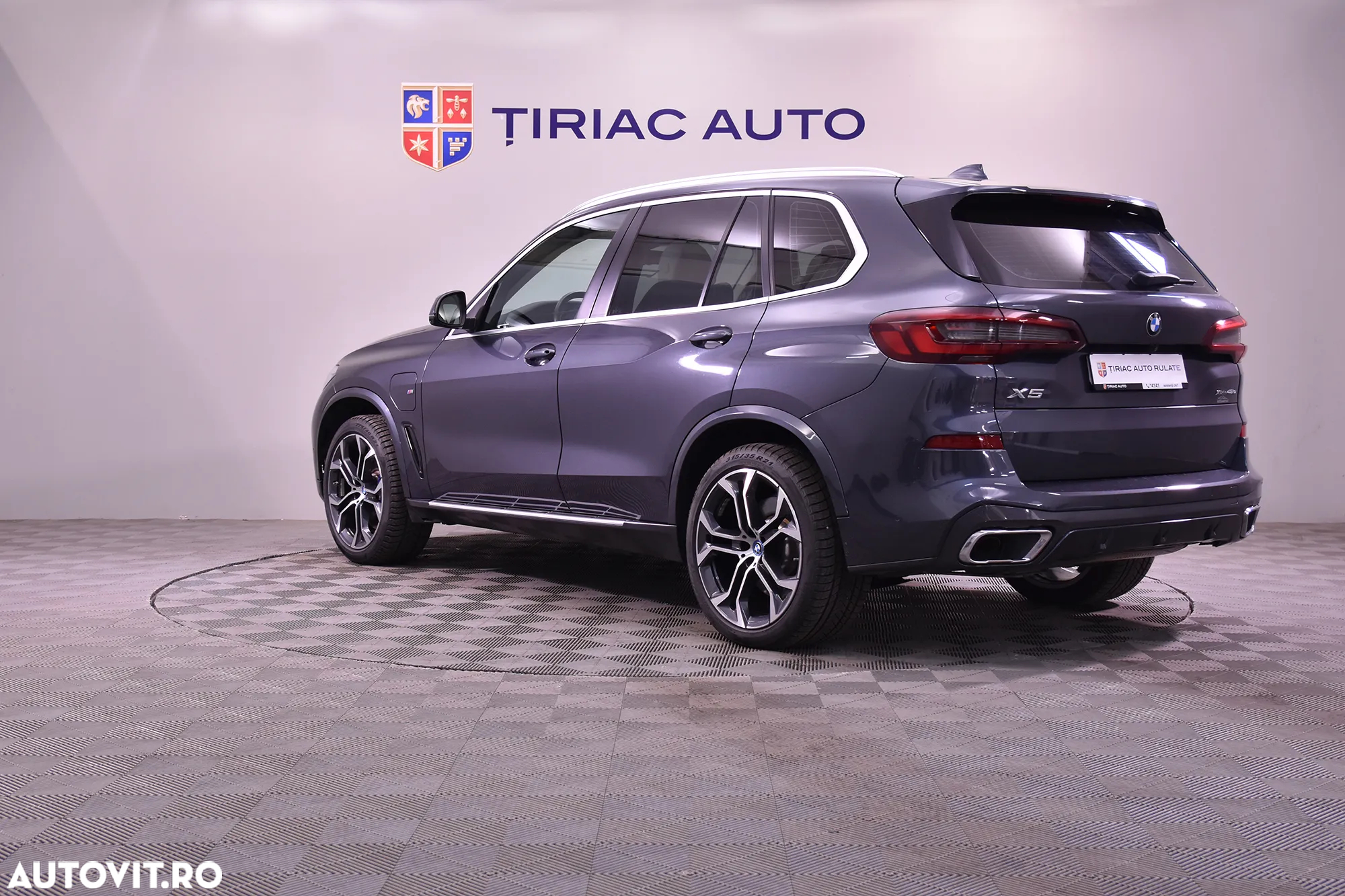 BMW X5 xDrive45e AT PHEV - 3