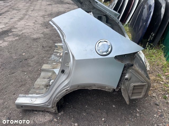 HONDA CIVIC VIII UFO PAS TYLNY BŁOTNIKI ĆWIARTKA WANNA 06-11r 5D - 5