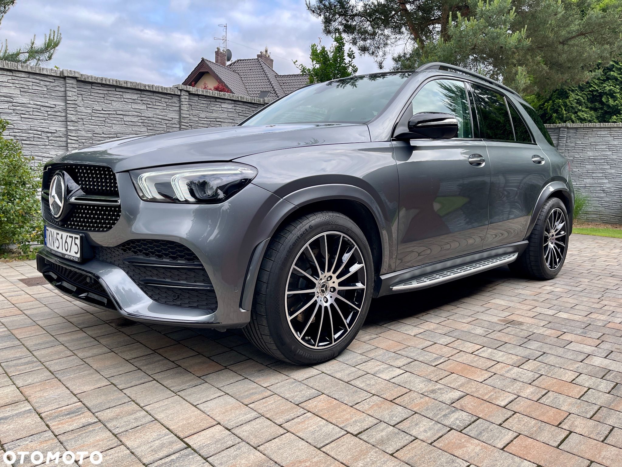Mercedes-Benz GLE 300 d 4-Matic - 1