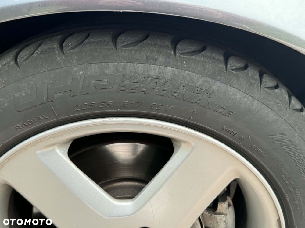 Volvo V50 D5 DPF Kinetic - 13