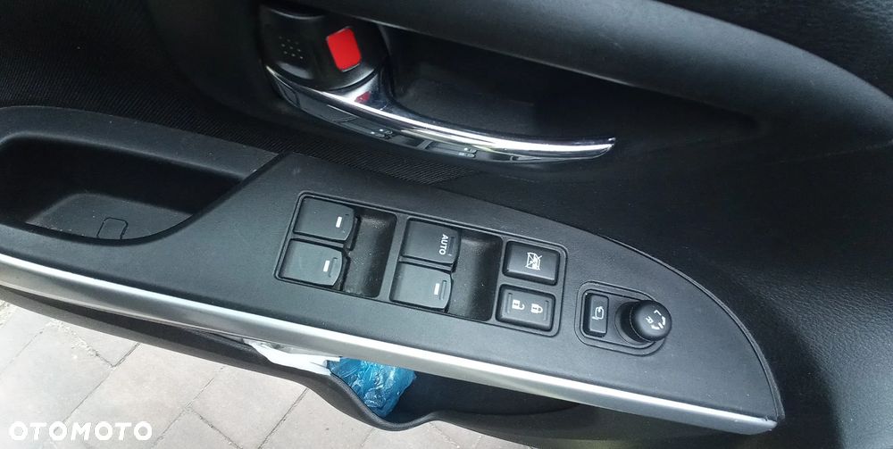 Suzuki SX4 1.6 Comfort 4WD - 8