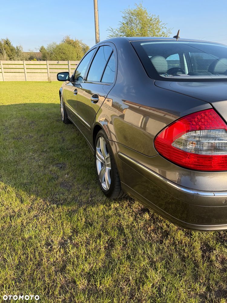 Mercedes-Benz Klasa E 350 7G-TRONIC Avantgarde - 18