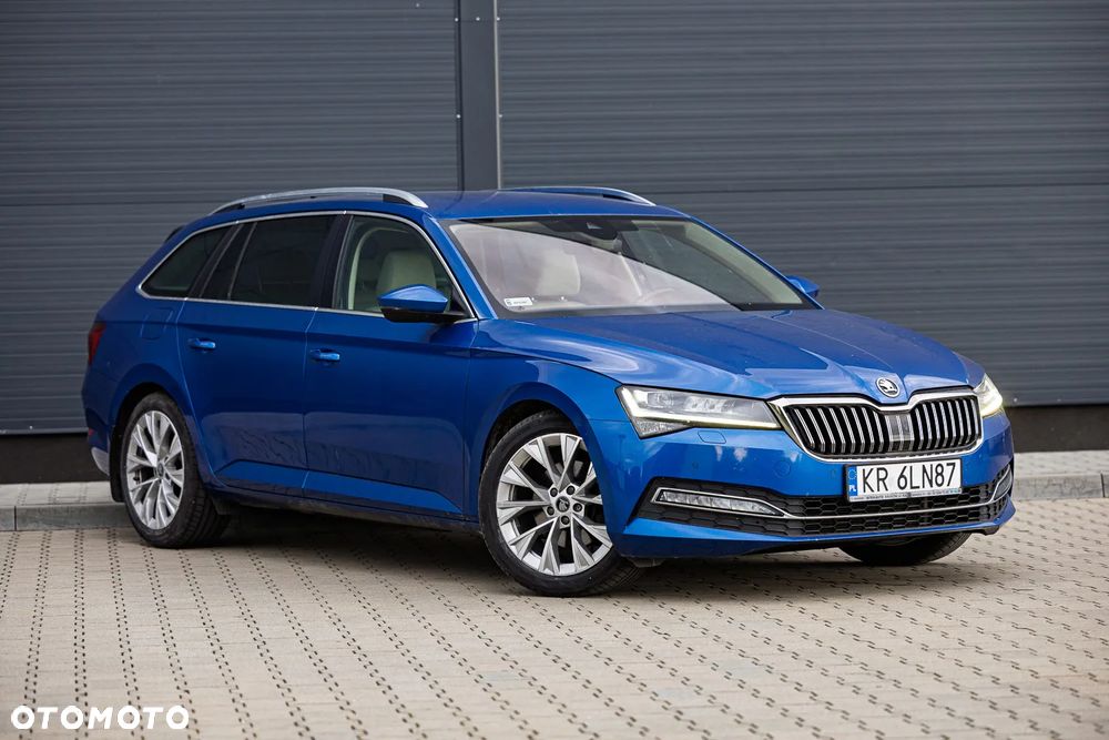Skoda Superb 2.0 TDI SCR Style DSG - 2