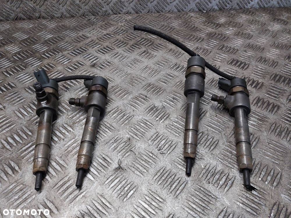 POMPA WTRYSKOWA WTRYSKIWACZE KOMPLET LANCIA LYBRA I 1.9 JTD 0445110119 - 6