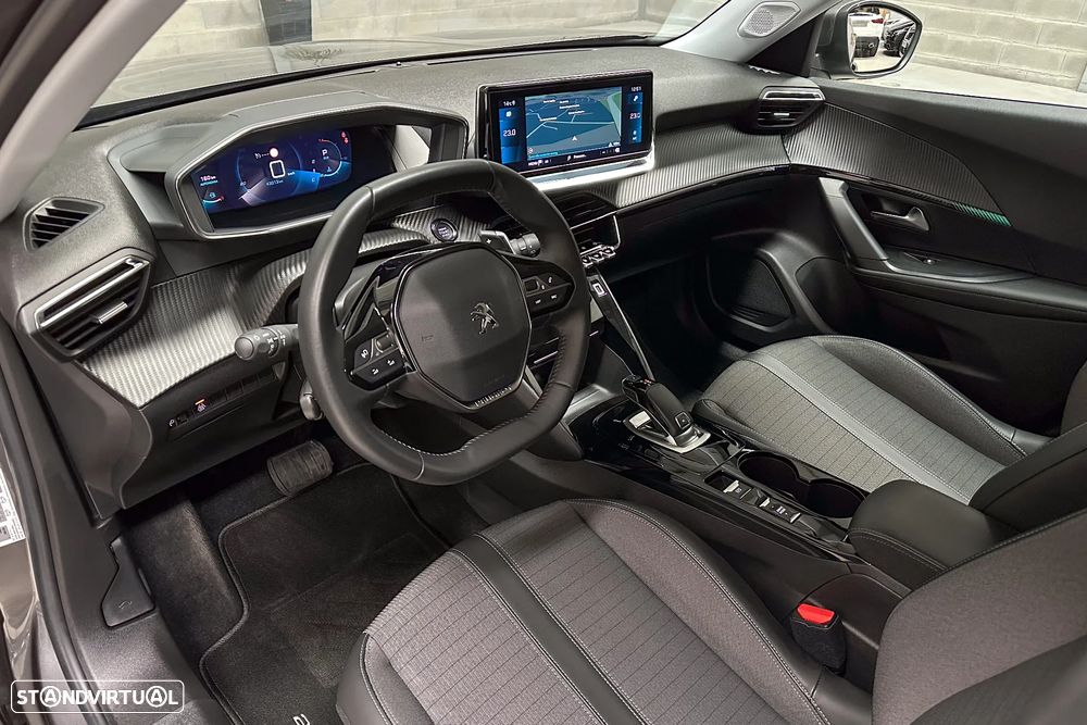 Peugeot 2008 PureTech 130 EAT8 Allure Pack - 9