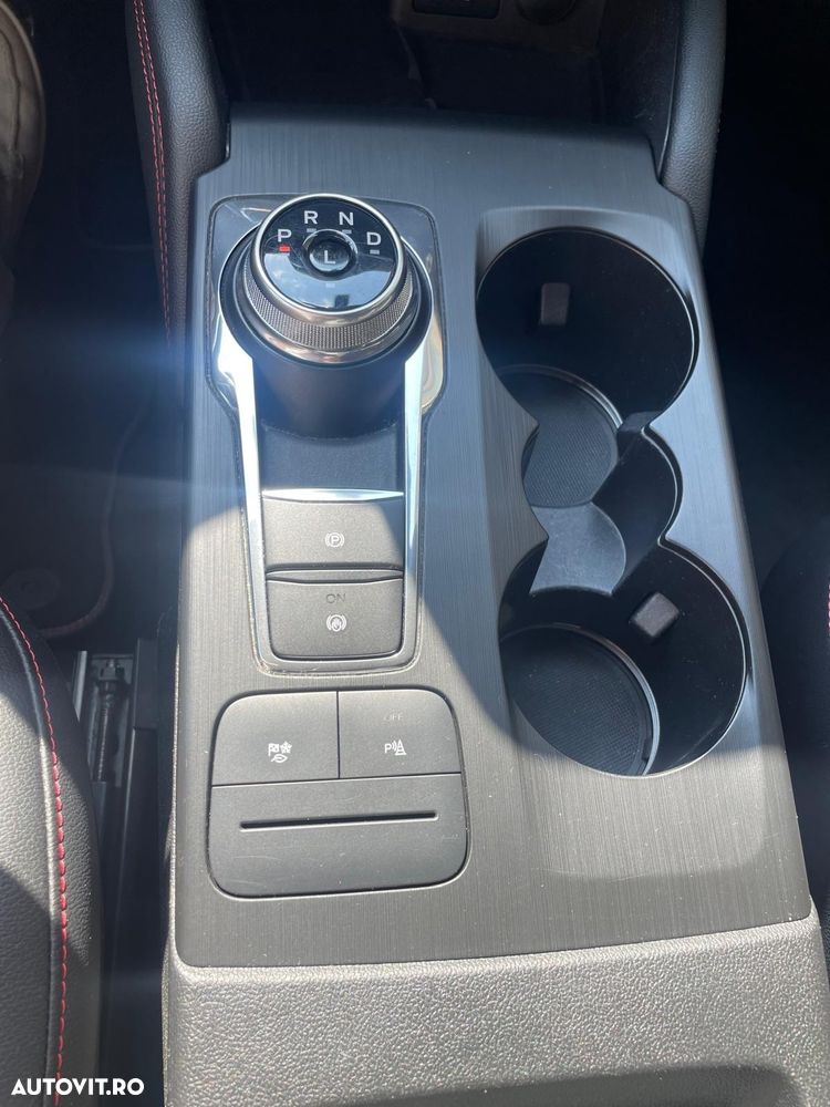 Ford Kuga - 14