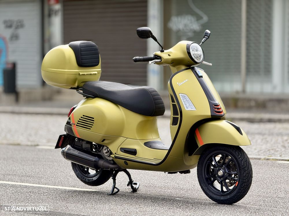 Vespa GTS Super Ambizioso Green Matt - 3