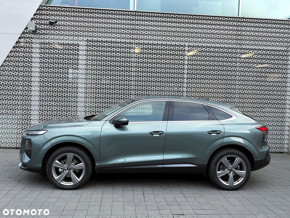 Audi Q3 Sportback - 10