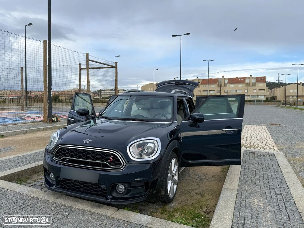 MINI Countryman Cooper SD Sport Edition Auto Desportiva - 16
