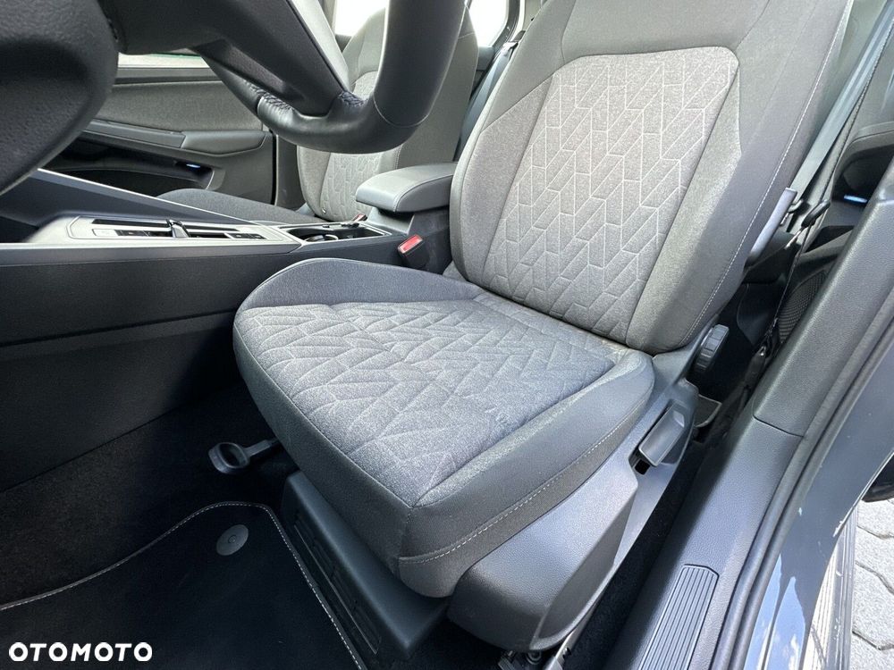 Volkswagen Golf - 13