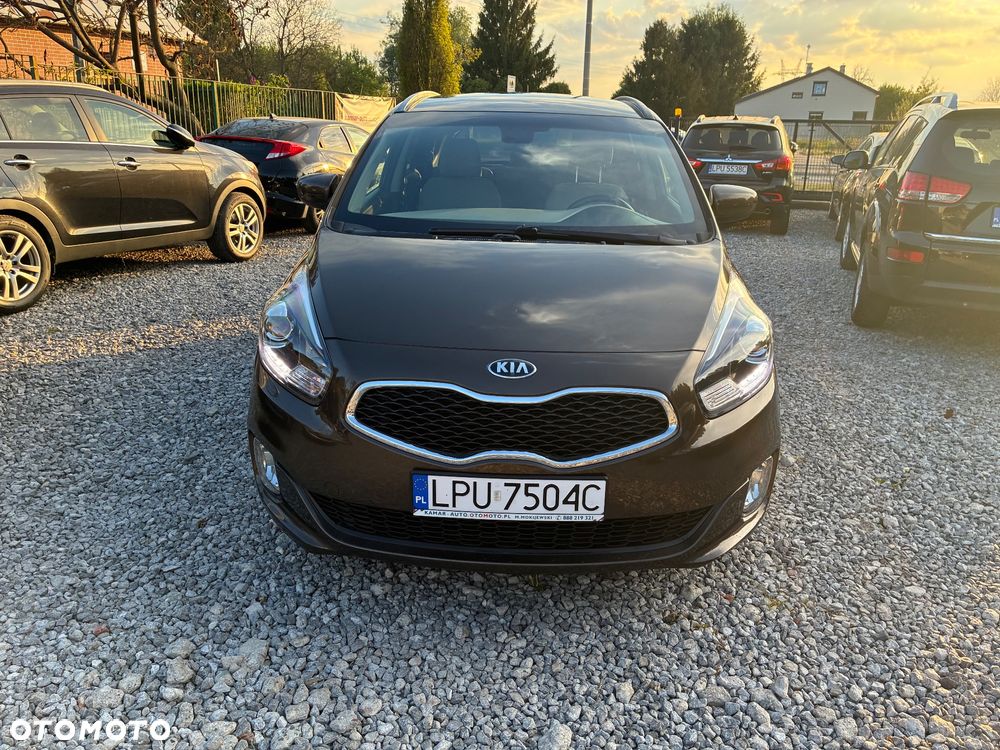 Kia Carens 1.6 GDI Attract - 2