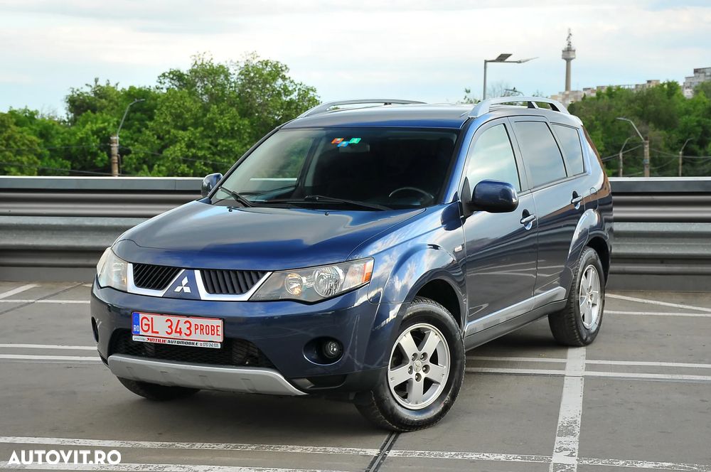 Mitsubishi Outlander - 9