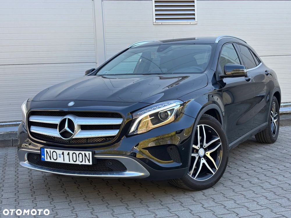 Mercedes-Benz GLA 200 7G-DCT Urban - 2