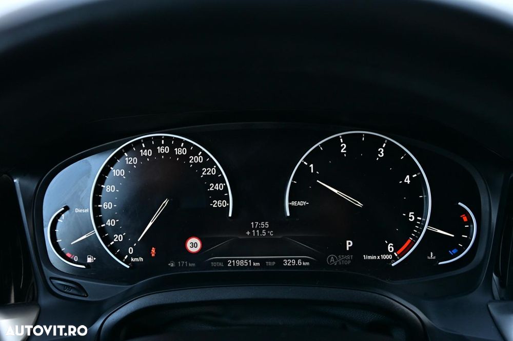 BMW Seria 3 320d Aut. - 24