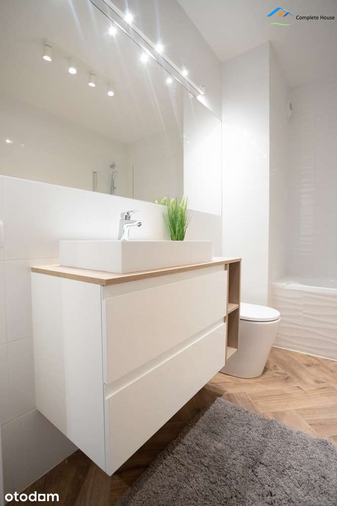 Jasny Apartament 44m2 | al. Sikorskiego 18 | Garaż Podziemny i Komórka